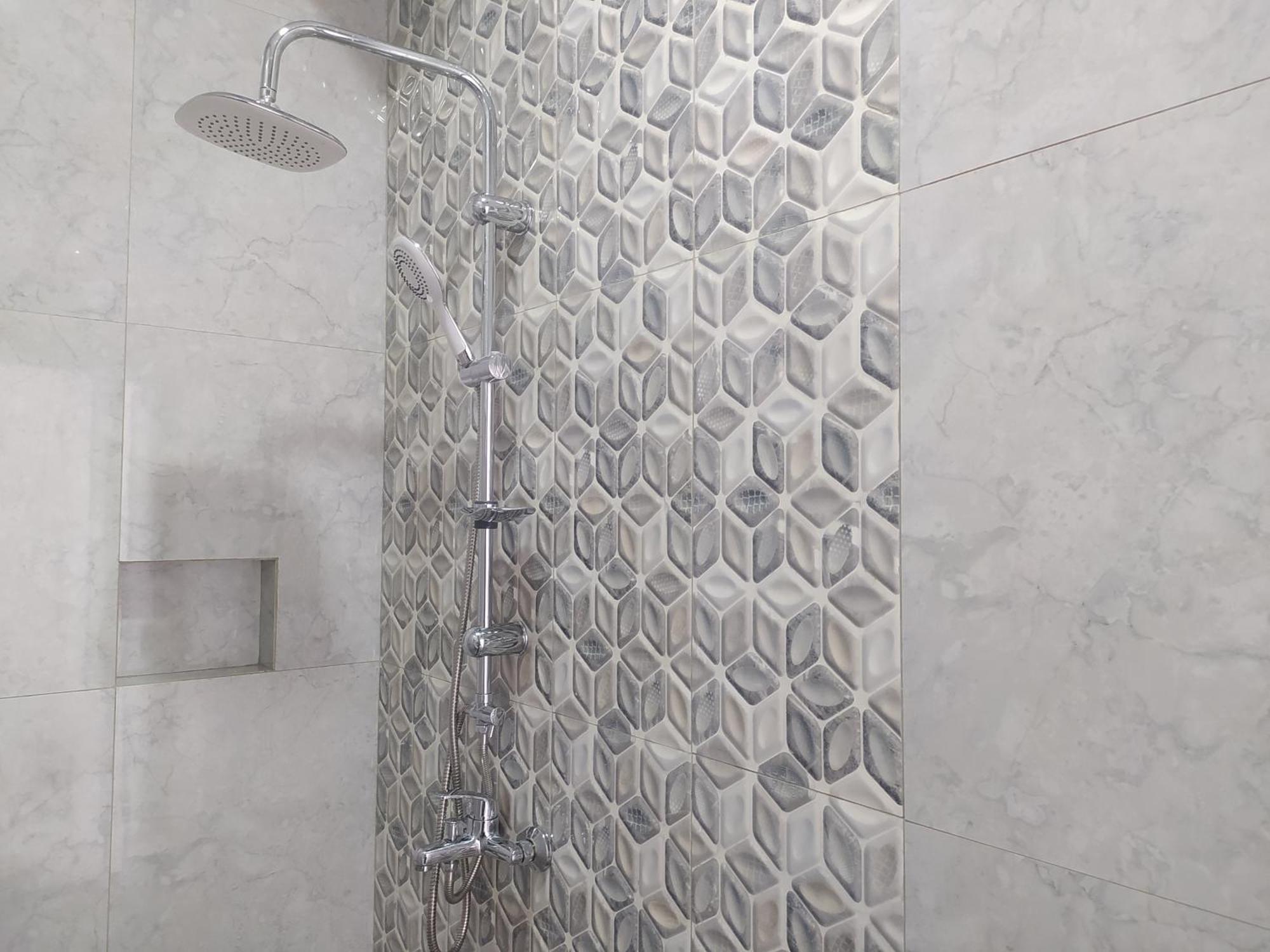 Urbanview Hotel Nimara Ngawi By Reddoorz Buitenkant foto